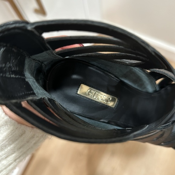 GUESS Aela Cutout Leather Heels Black W6 - Picture 8 of 9